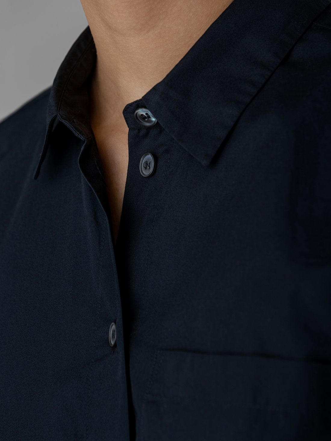 Detailansicht von Midi-Hemdblusenkleid von ROBERT FRIEDMAN