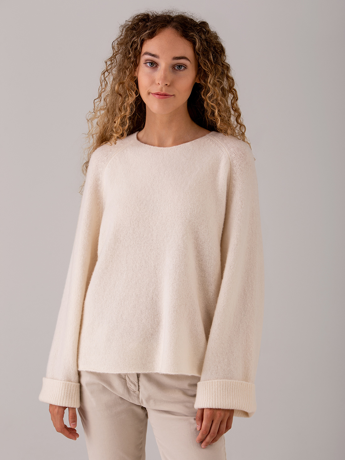 Detailansicht von Weiter Pullover aus Cashmere von DANIELS