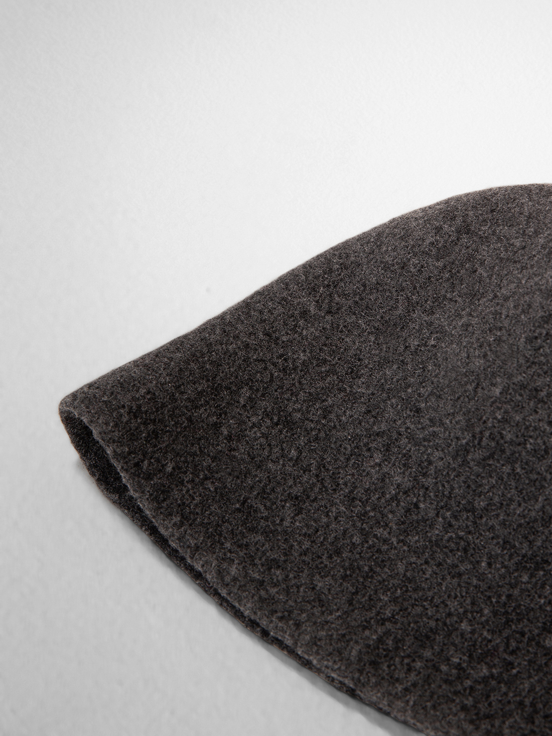 Detailansicht von Hut von MATURE