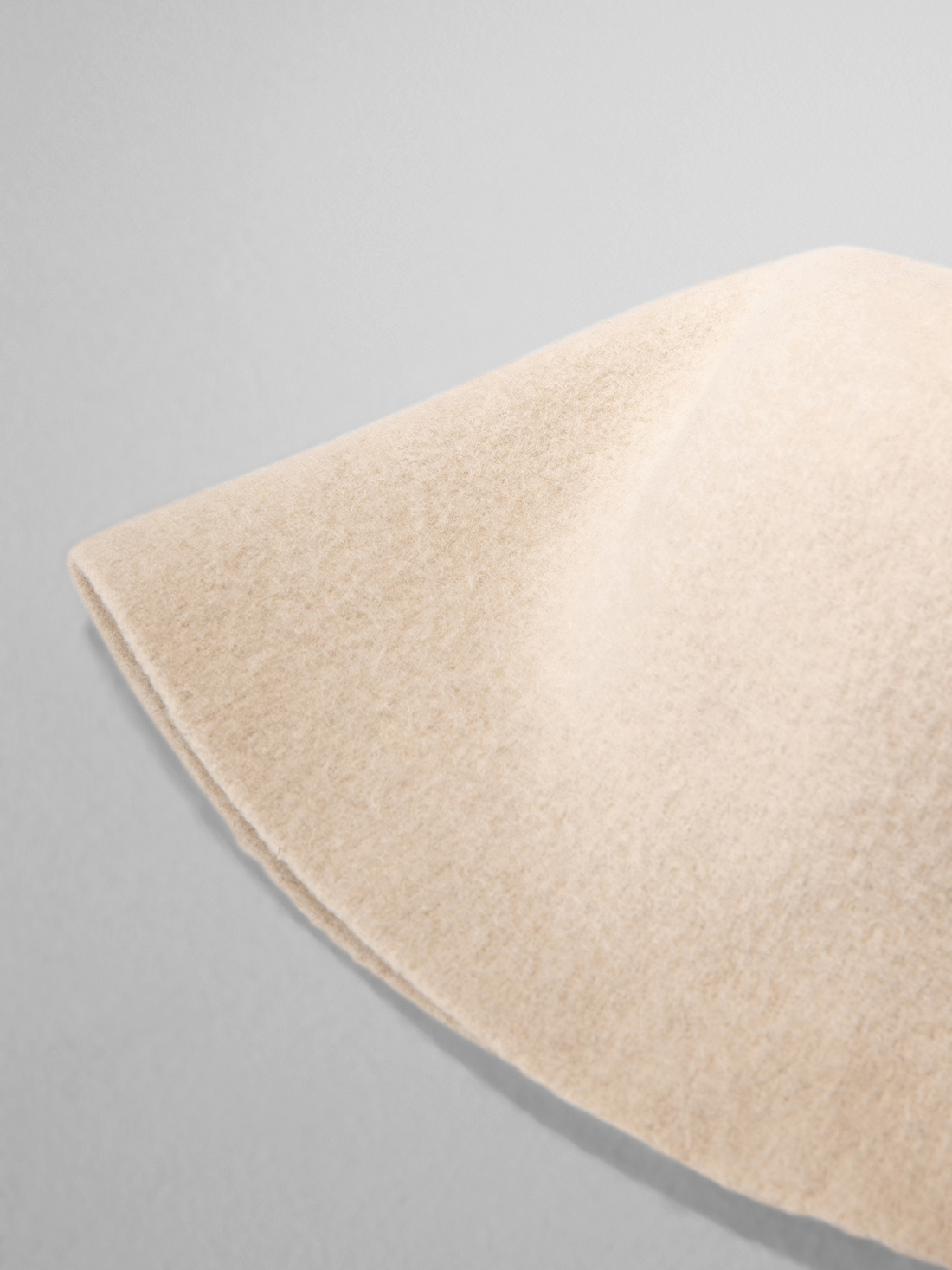 Detailansicht von Hut von MATURE