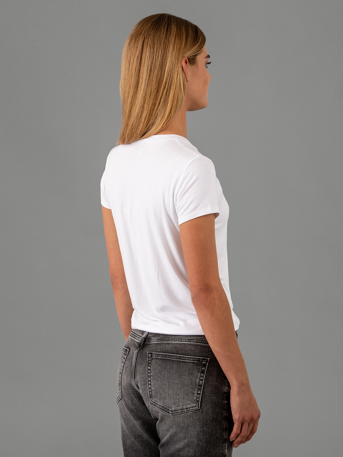 Detailansicht von T-Shirt von UNIVERSEL