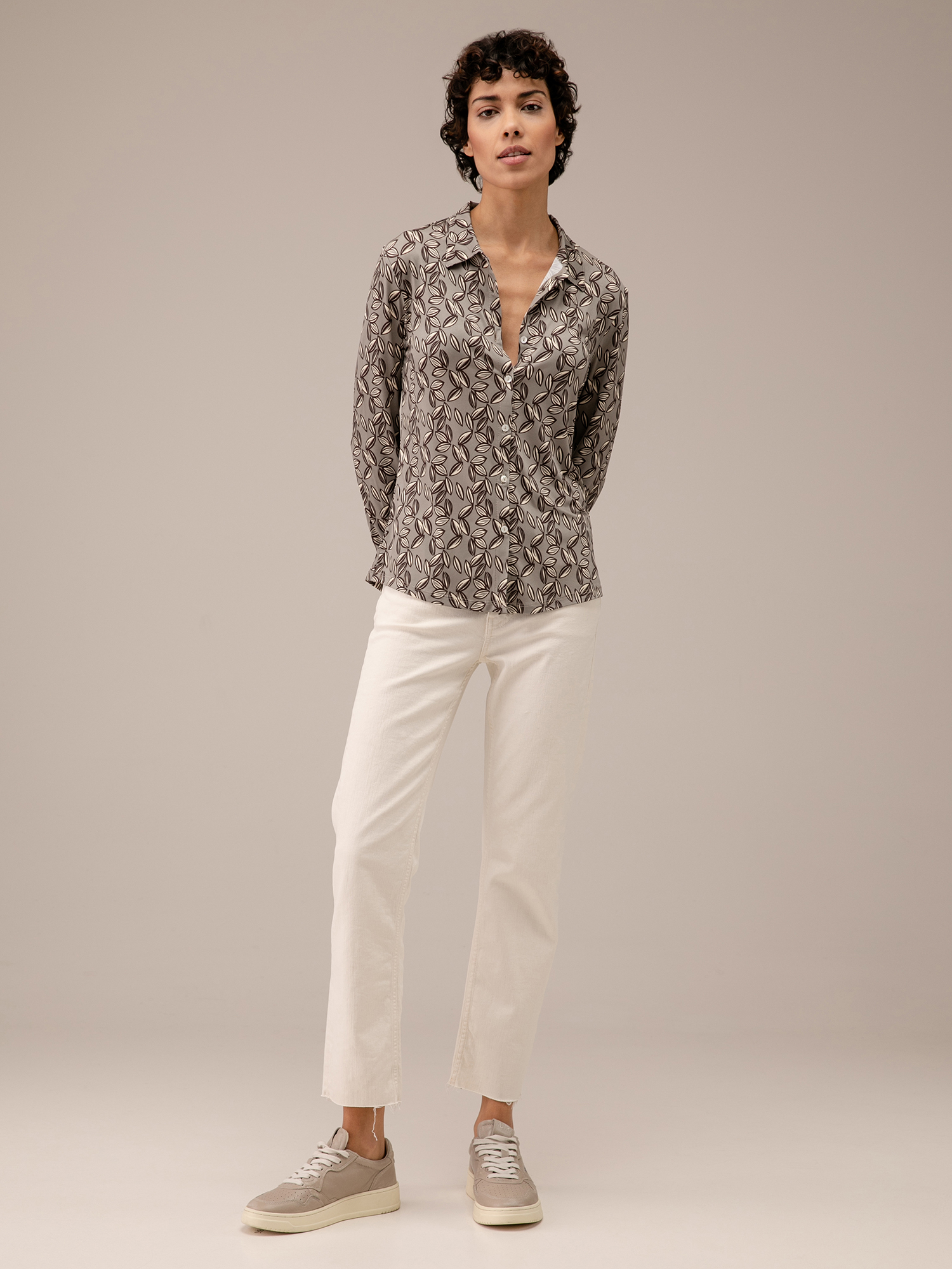 Detailansicht von Gemusterte Bluse von DANIELS