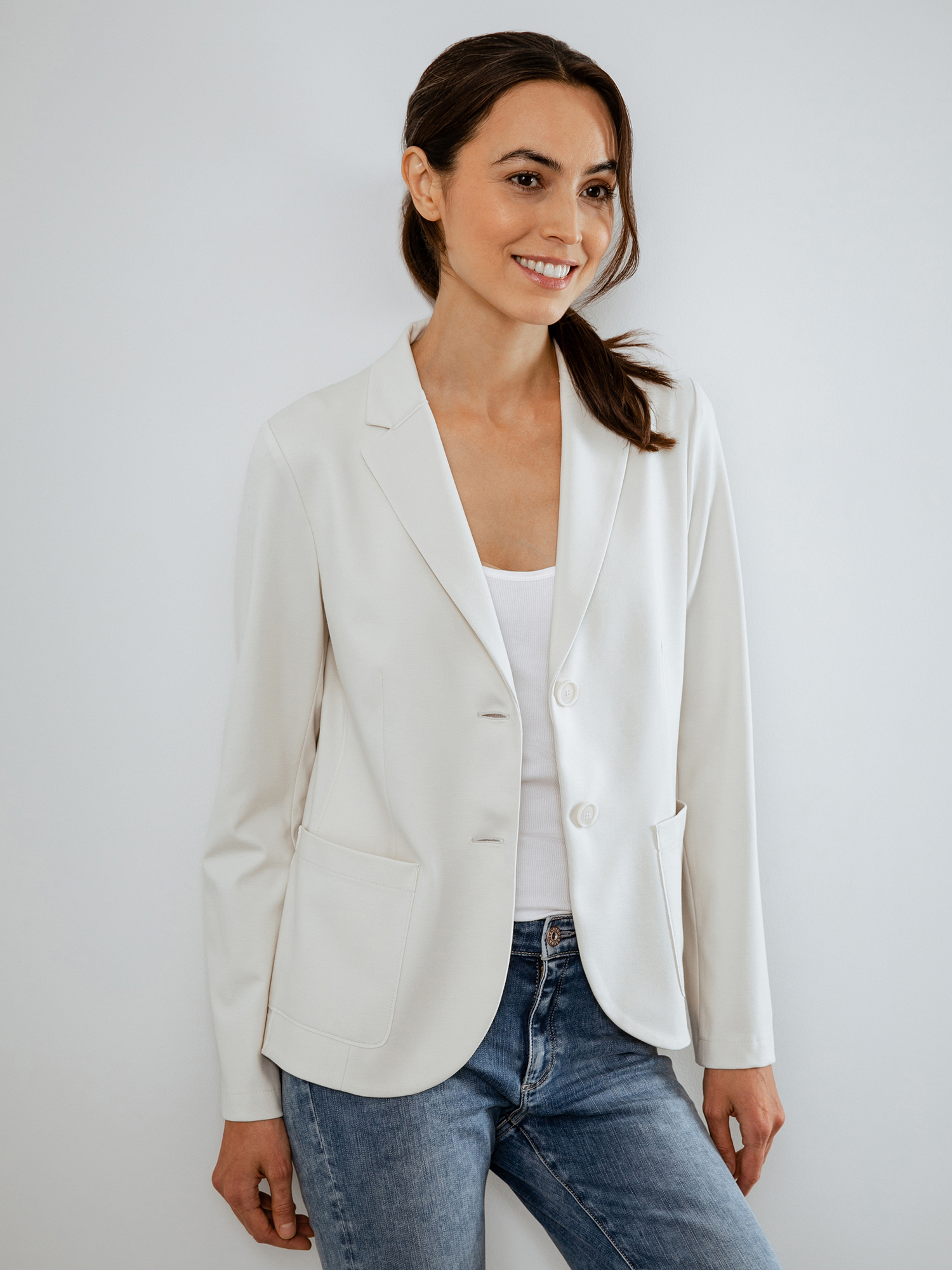 Detailansicht von Jersey Blazer von HARRIS WHARF LONDON