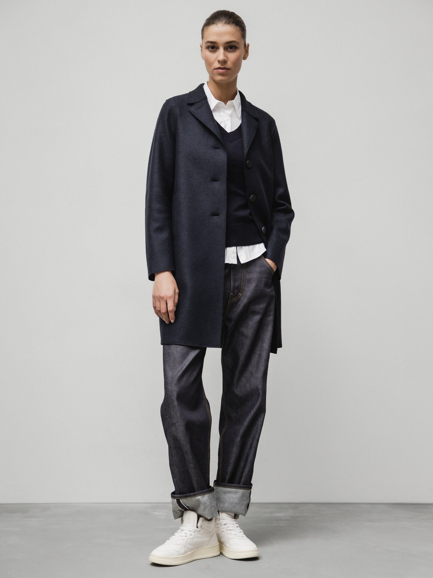 Detailansicht von Schurwollmantel von HARRIS WHARF LONDON