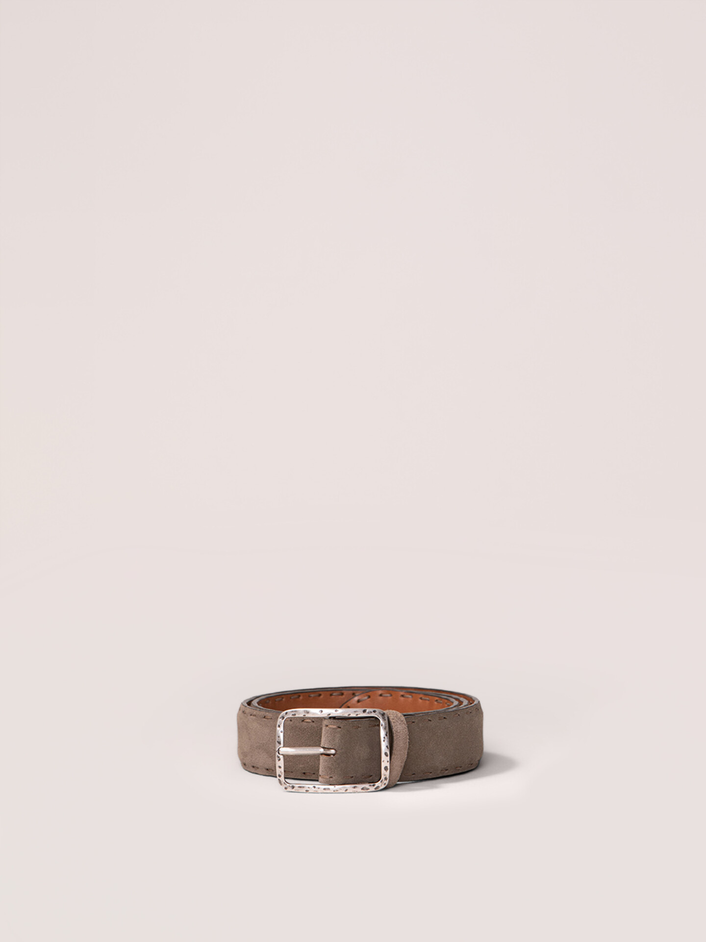 Detailansicht von Gürtel aus Kalbsleder von REPTILE’S HOUSE