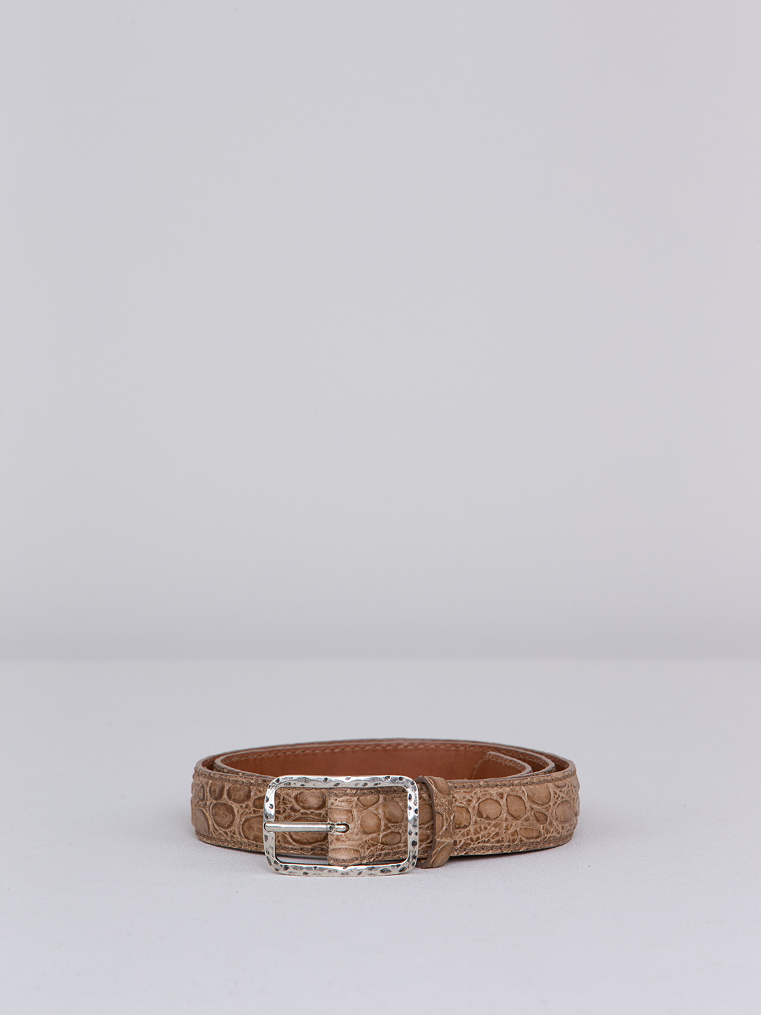 Detailansicht von Gürtel aus Krokodilleder von REPTILE’S HOUSE