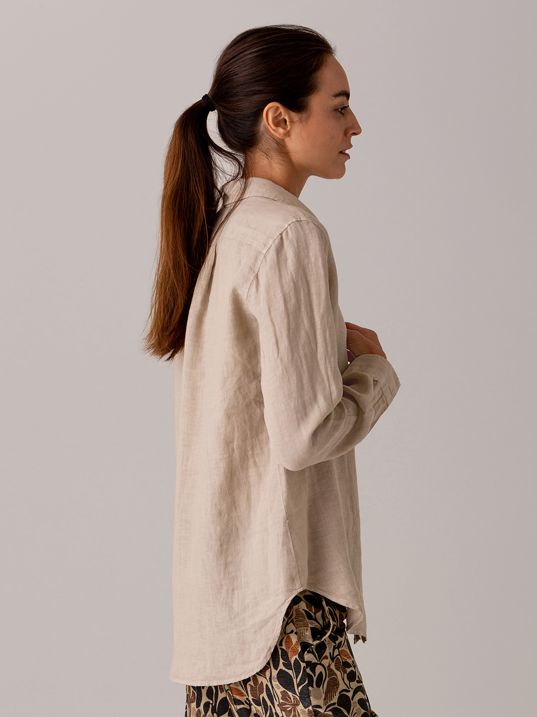 Detailansicht von Leinenbluse von ANTONELLI