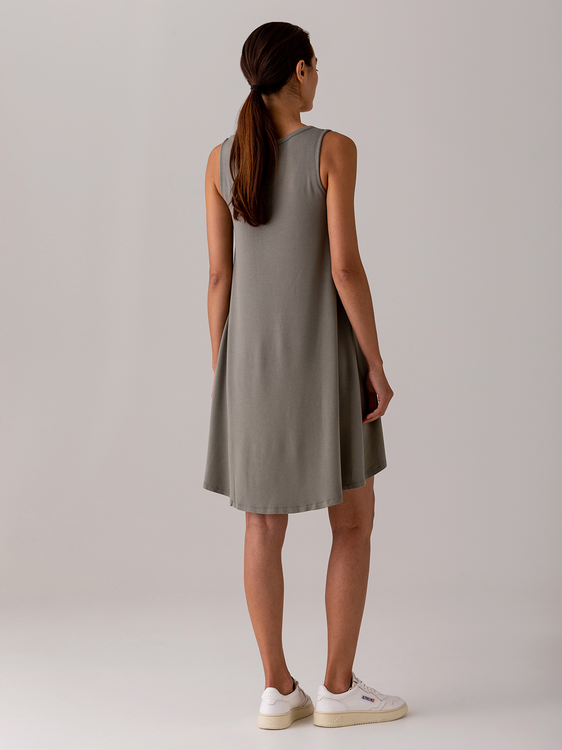 Detailansicht von Kurzes Kleid von DANIELS