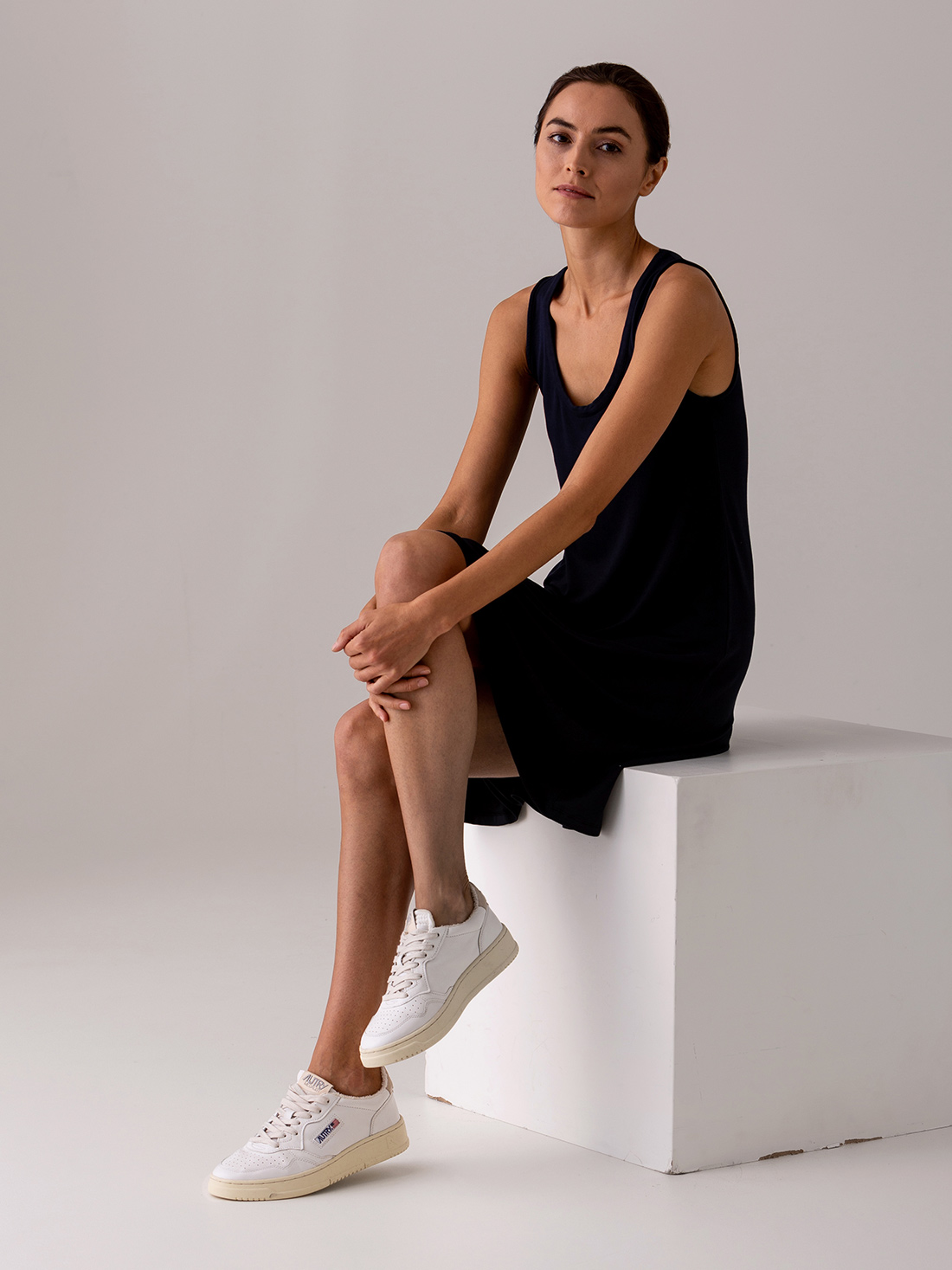 Detailansicht von Kurzes Kleid von DANIELS