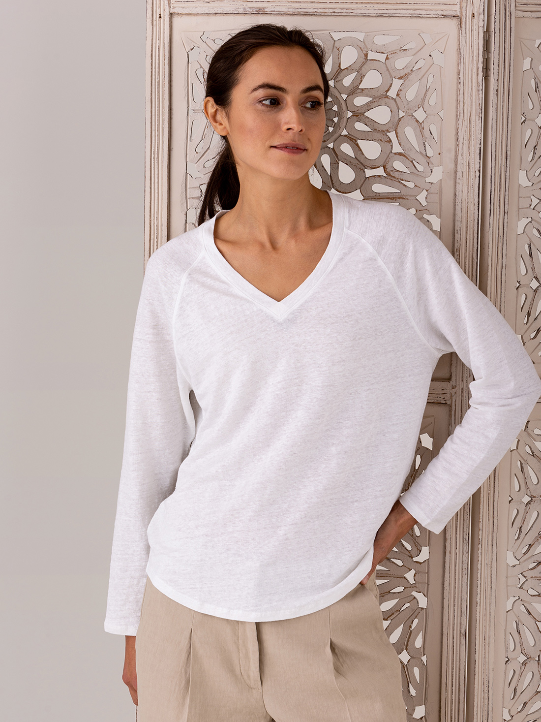 Detailansicht von Langarmshirt aus Leinen von UNIVERSEL