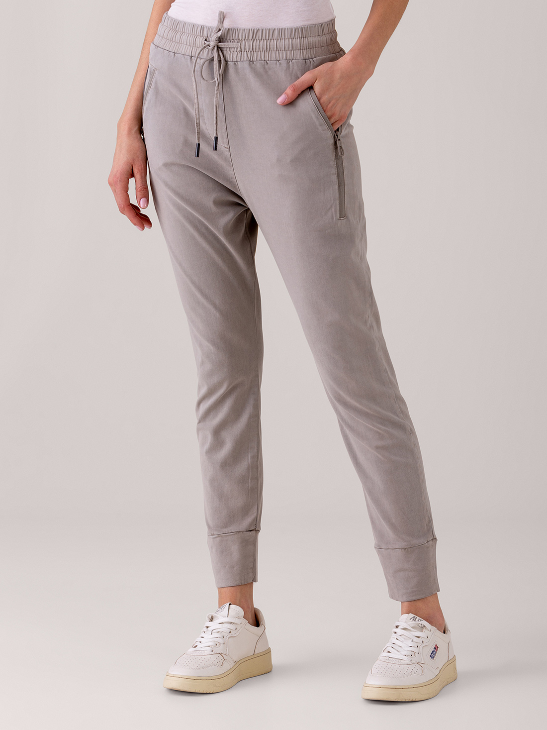 Detailansicht von Hose im Jogging-Stil von ZHRILL