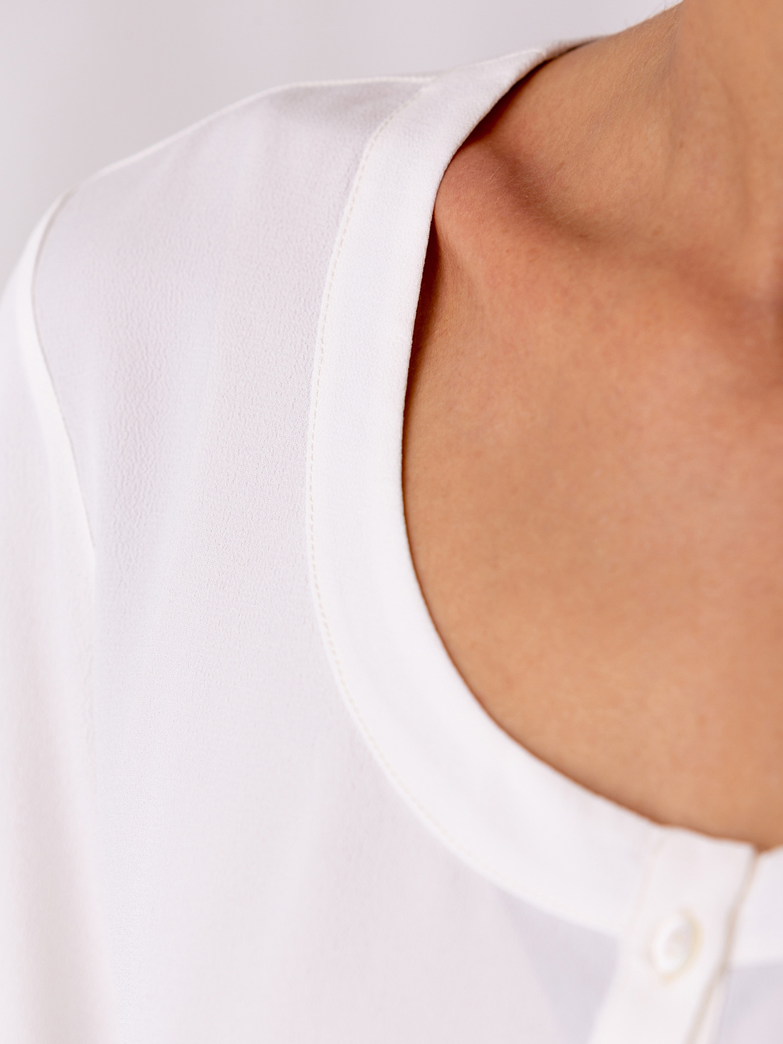 Detailansicht von Bluse von HER SHIRT