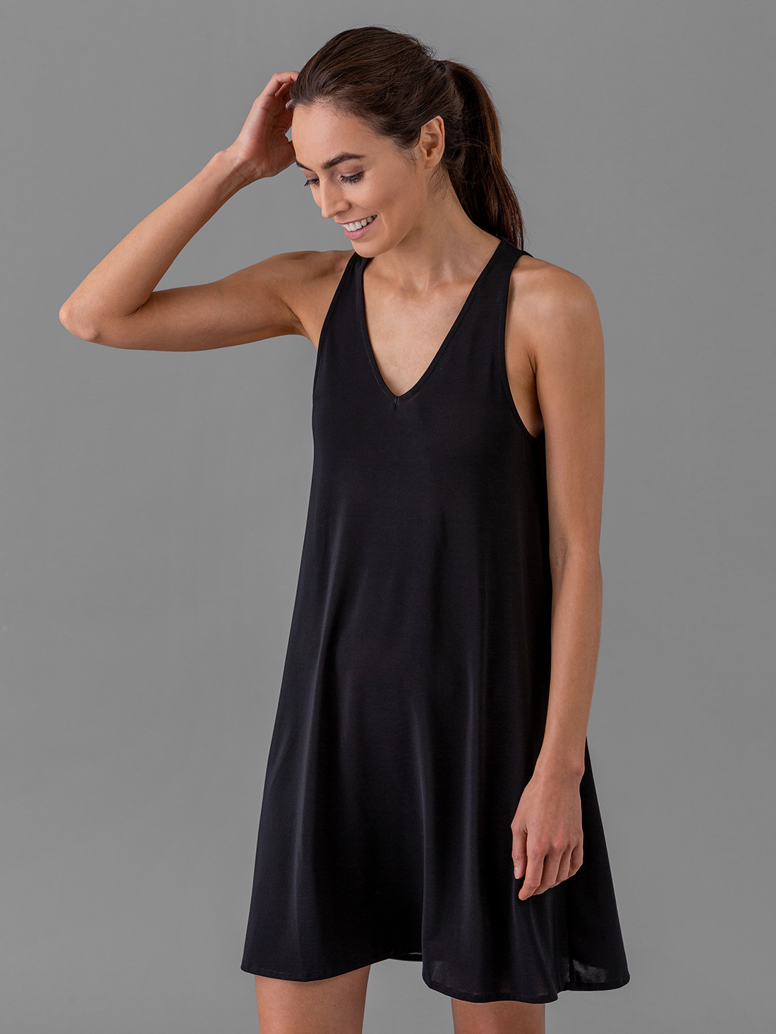 Detailansicht von Kurzes Kleid von DANIELS