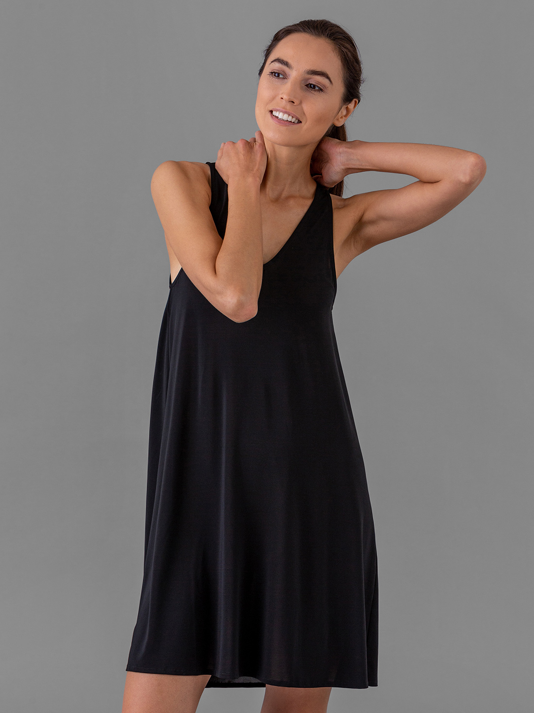 Detailansicht von Kurzes Kleid von DANIELS