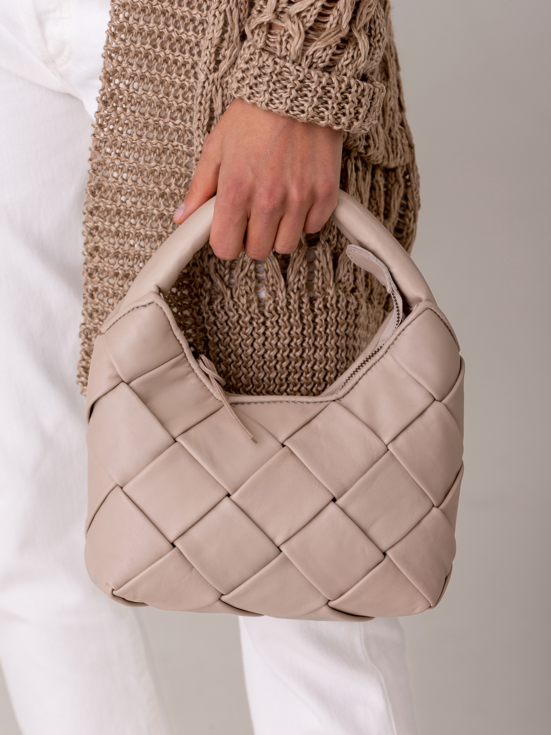 Detailansicht von Geflochtene Lederhandtasche OFFICINE CREATIVE