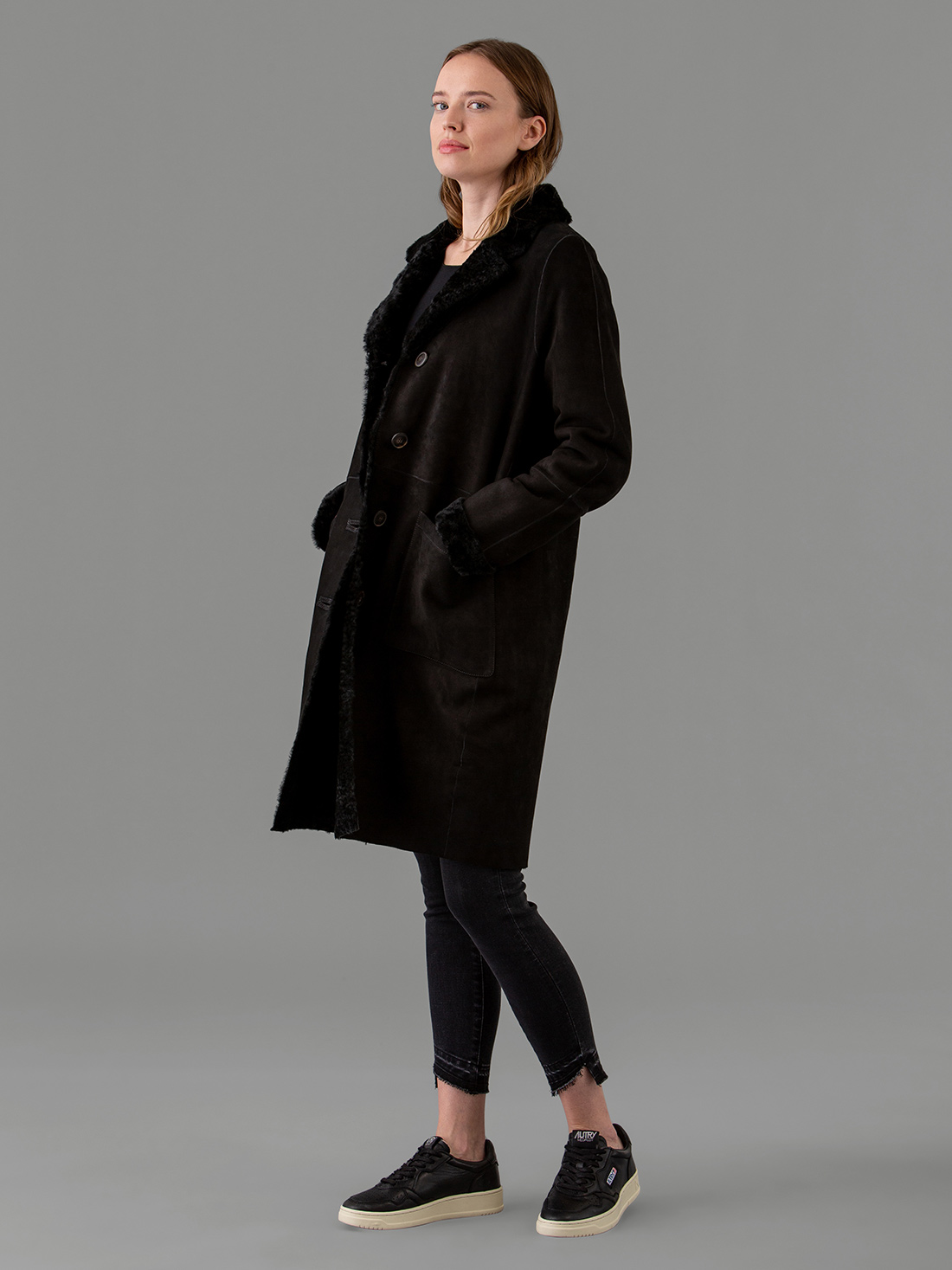 Detailansicht von Lammledermantel von BENEDETTA NOVI