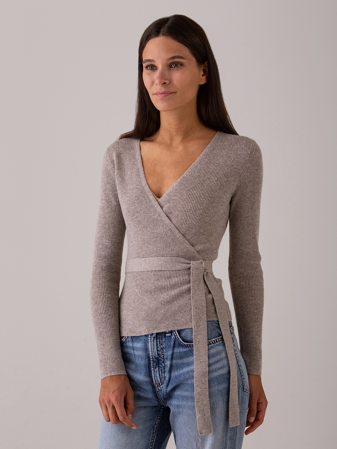 Detailansicht von Wickeljacke aus Baumwolle von DANIELS