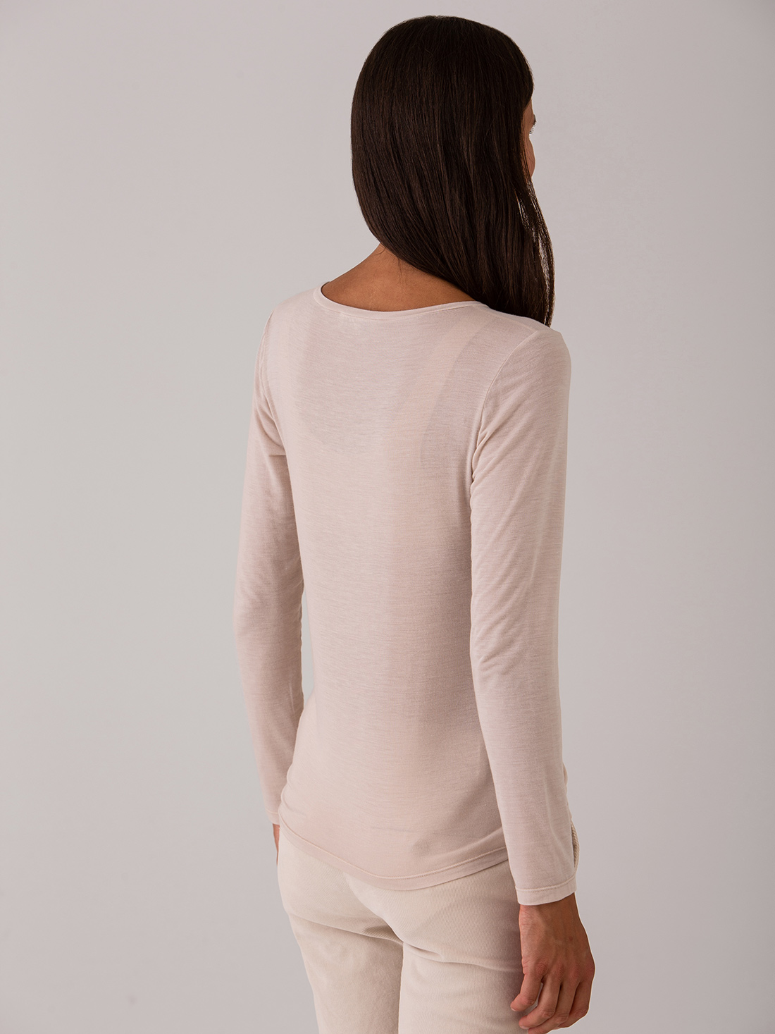 Detailansicht von Langarmshirt aus Modal von ANTONELLI