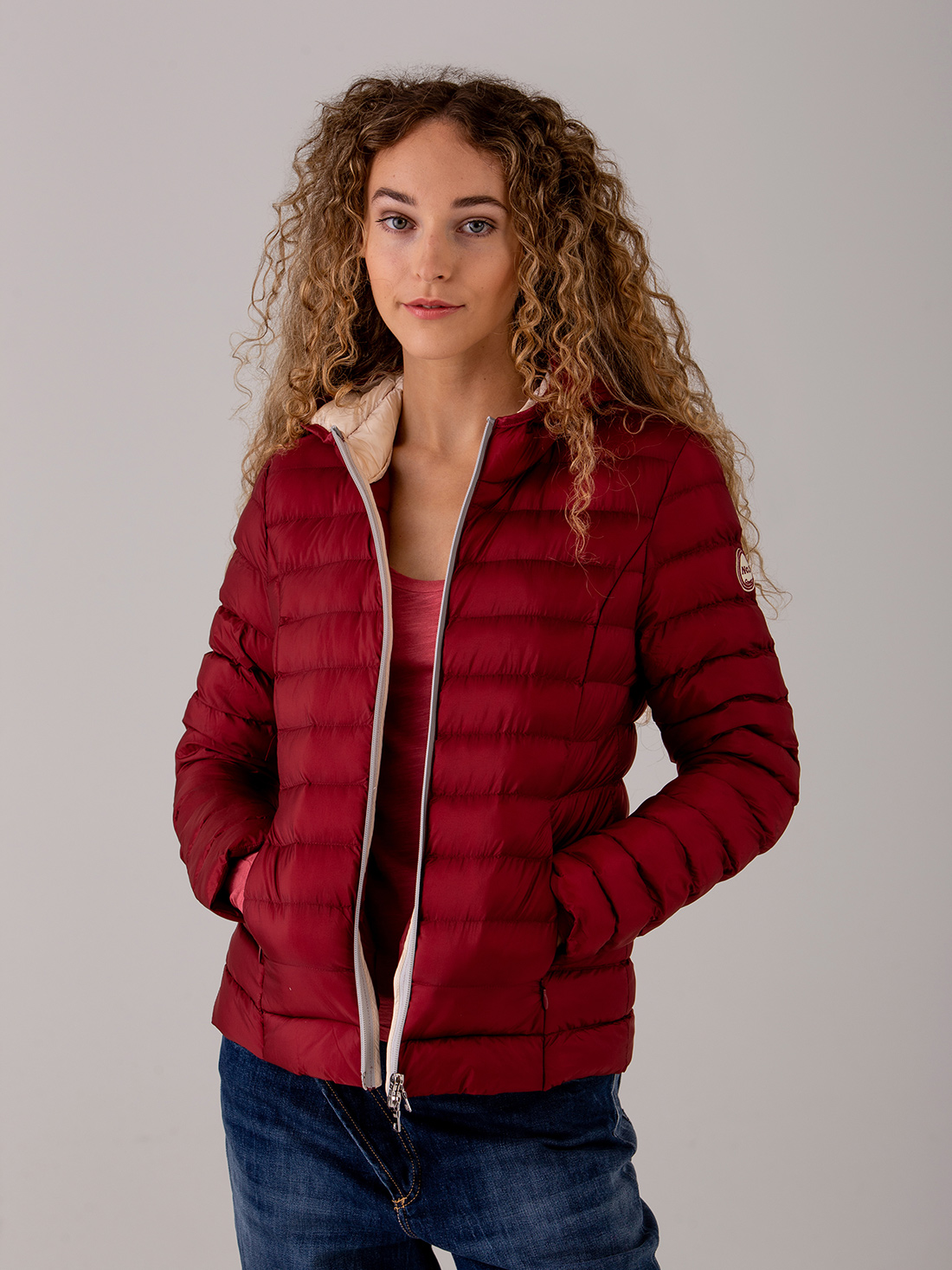 Detailansicht von Steppjacke von NO. 1 COMO