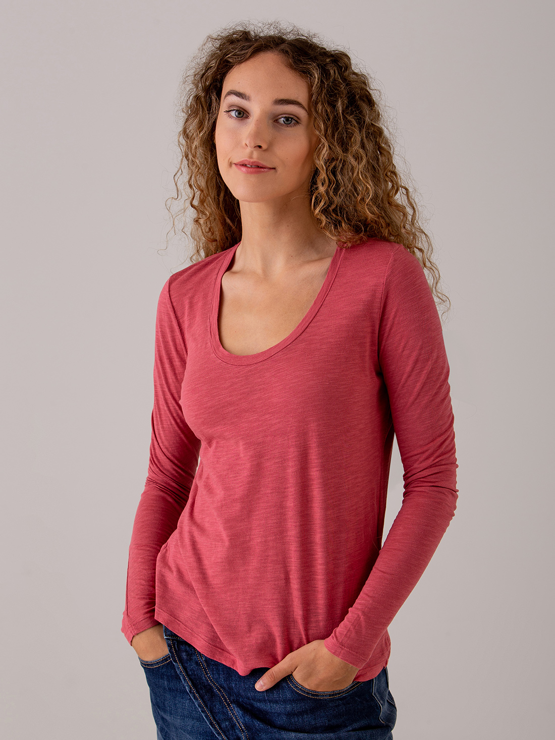 Detailansicht von Langarmshirt aus Baumwolle von AMERICAN VINTAGE