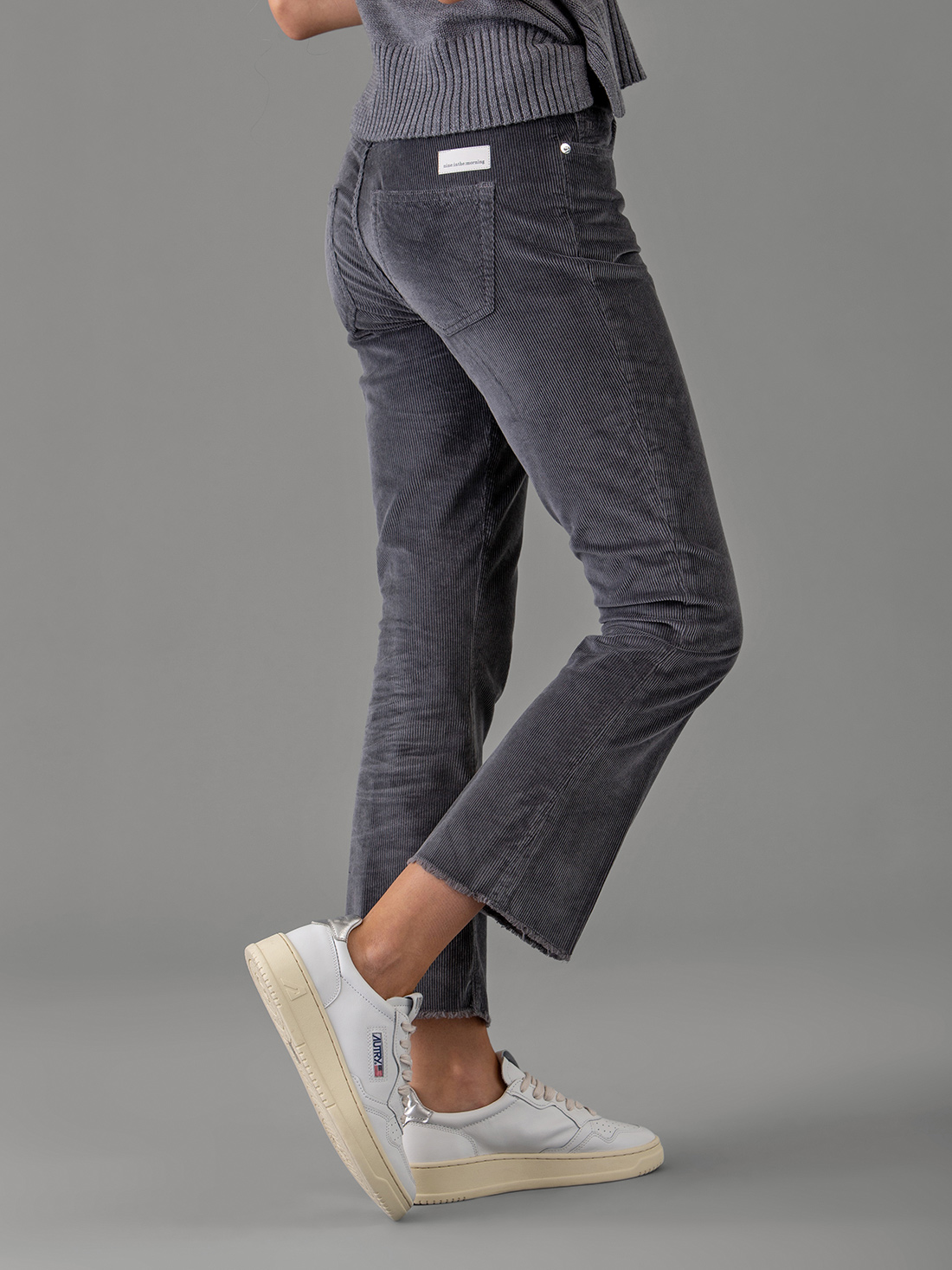 Detailansicht von Flared Cordhose von NINE IN THE MORNING