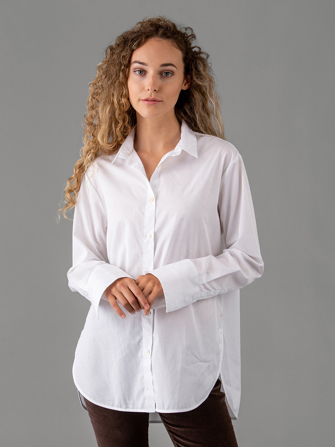 Detailansicht von Baumwollbluse von FIL NOIR