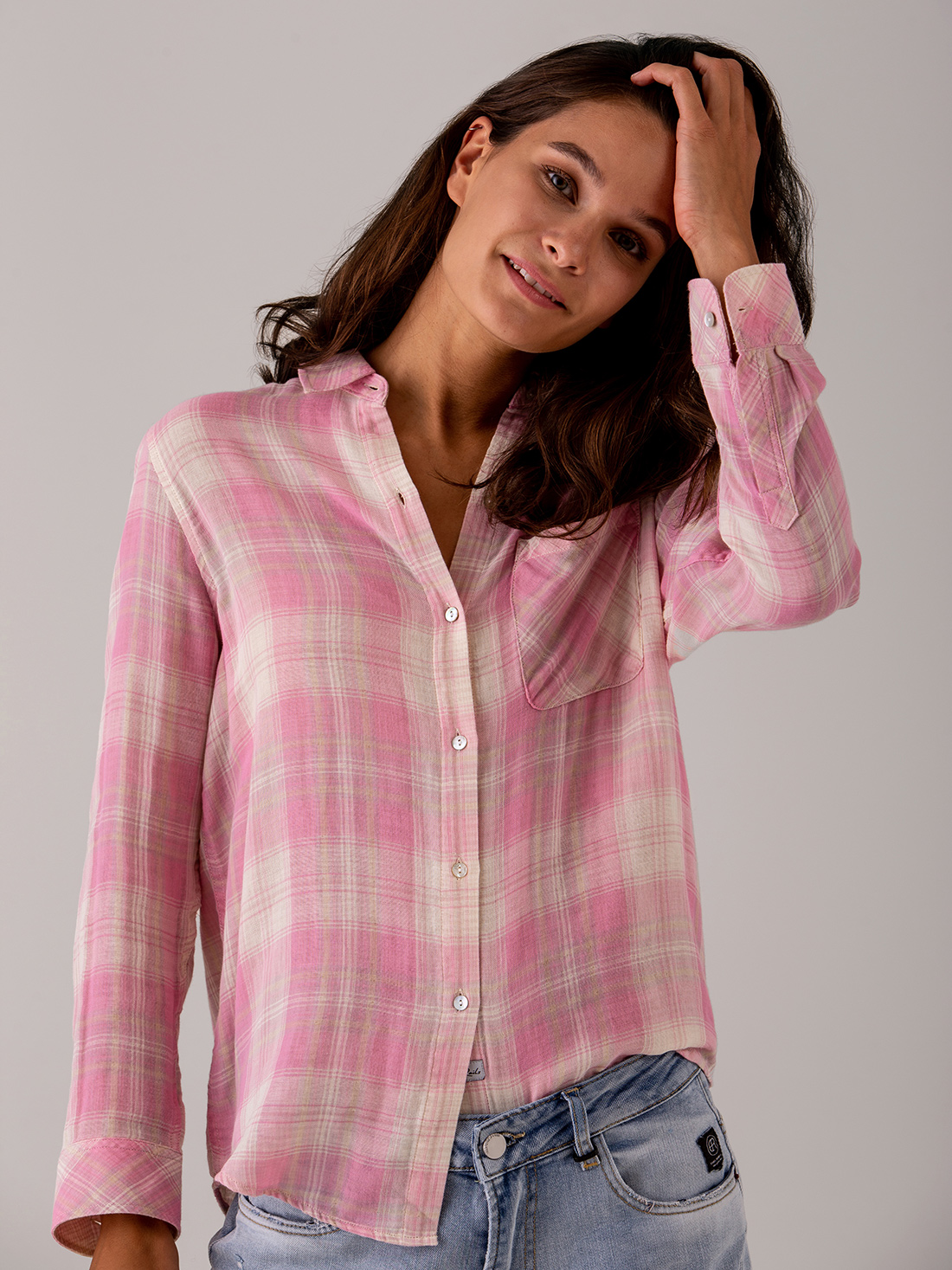 Detailansicht von Karobluse von RAILS