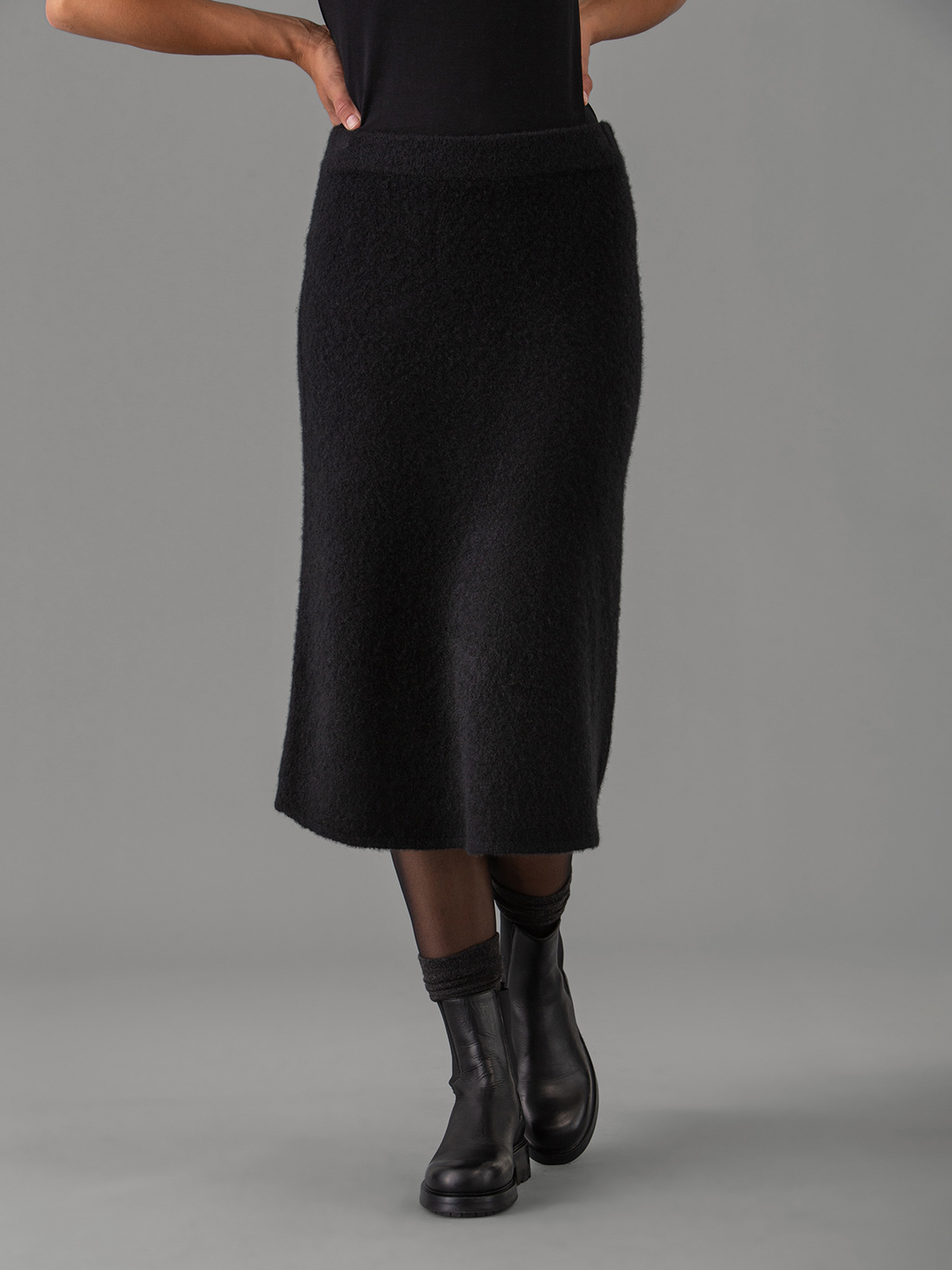 Detailansicht von Midi-Rock aus Cashmere von DANIELS