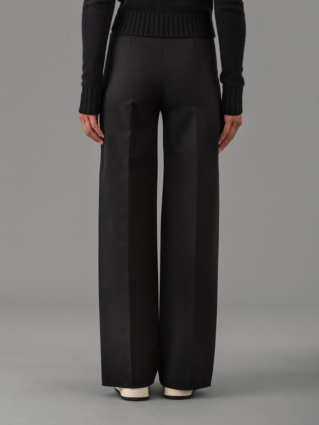 Detailansicht von Weite Hose von DRYKORN