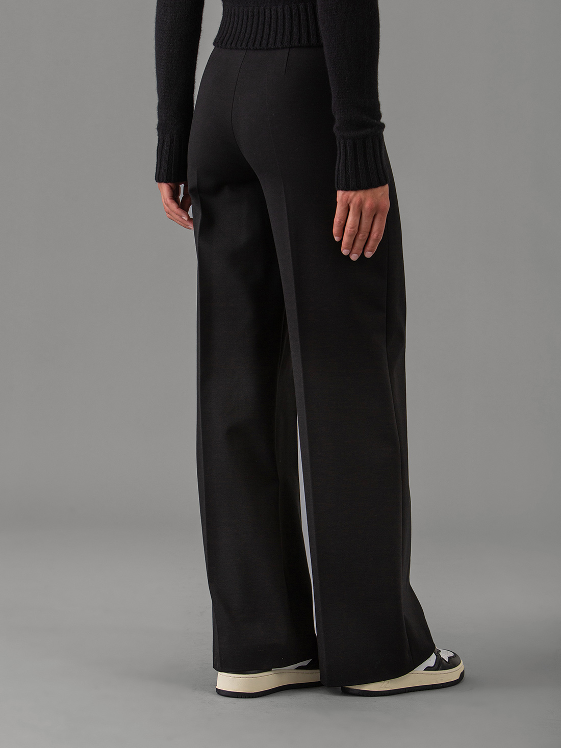 Detailansicht von Weite Hose von DRYKORN