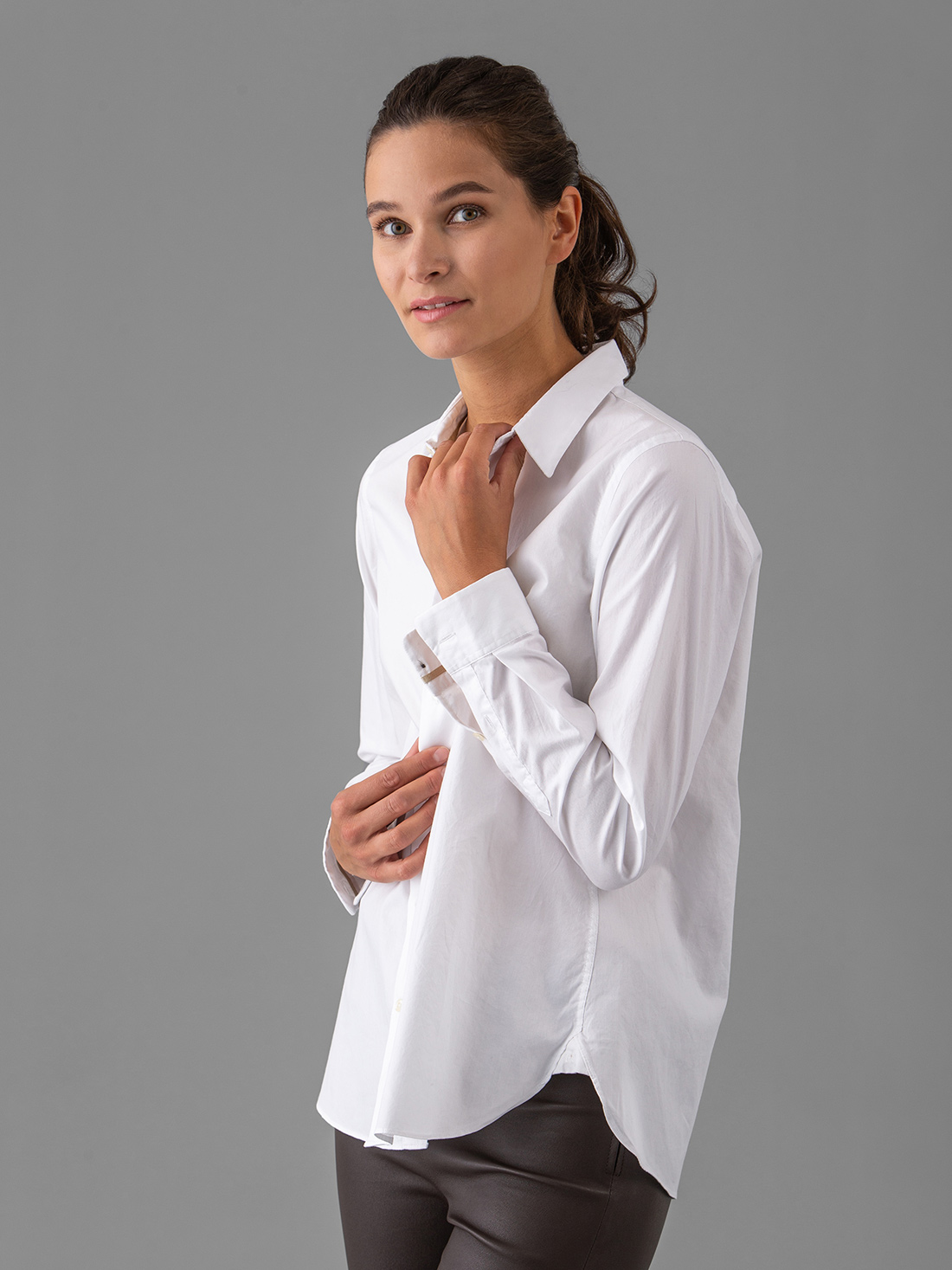 Detailansicht von Baumwollbluse von FIL NOIR