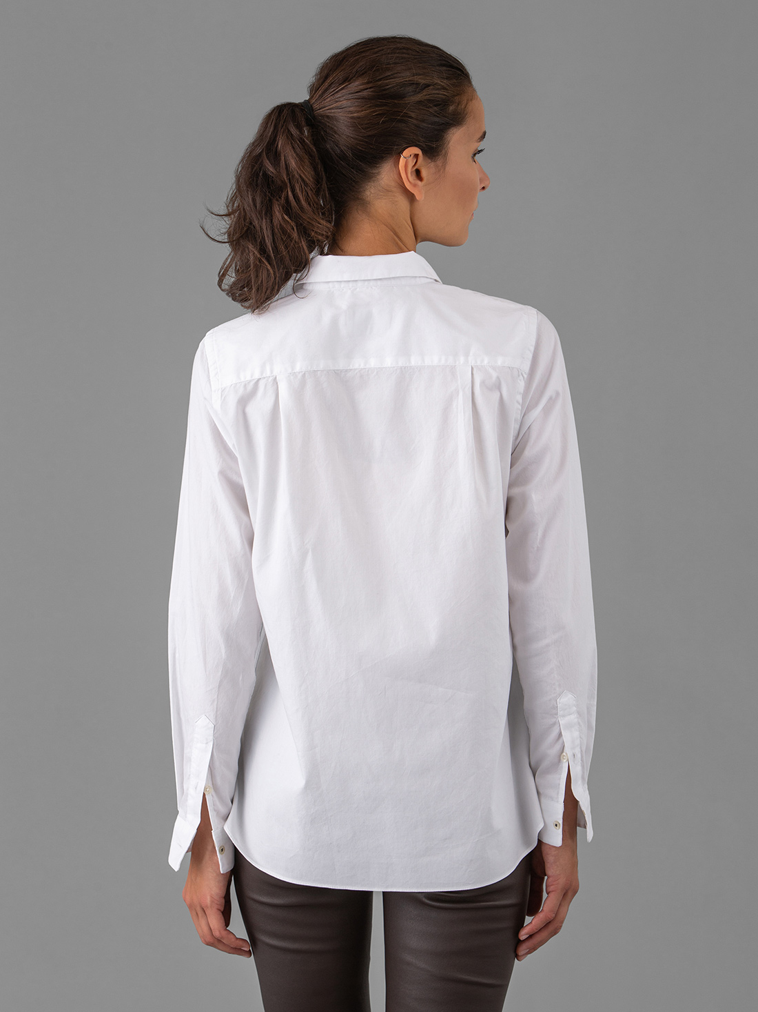 Detailansicht von Baumwollbluse von FIL NOIR