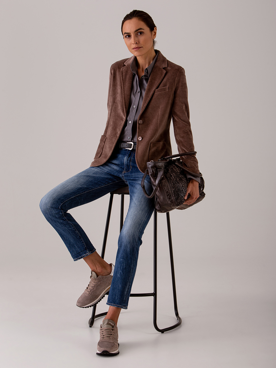 Detailansicht von Samtblazer aus Baumwolle von CIRCOLO