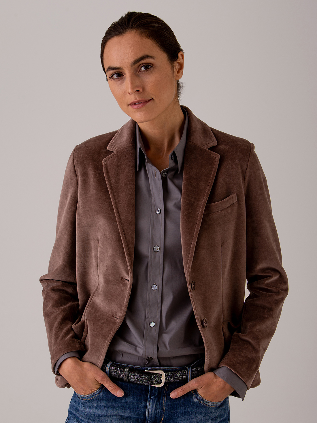 Detailansicht von Samtblazer aus Baumwolle von CIRCOLO