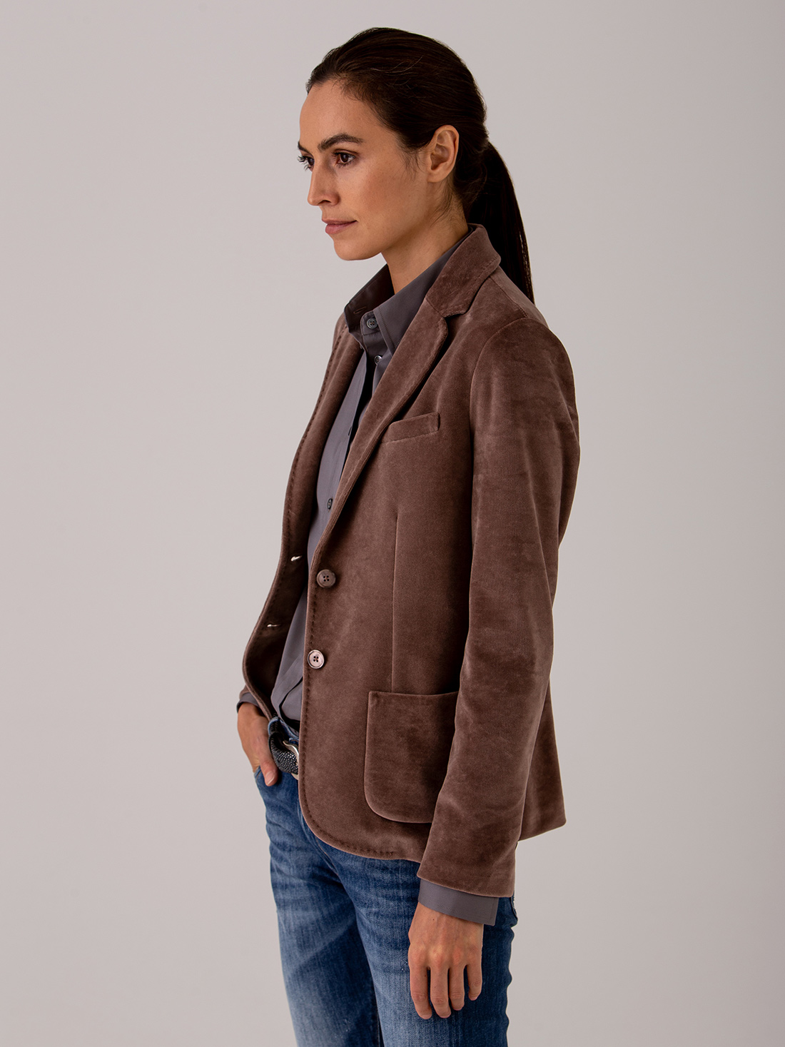 Detailansicht von Samtblazer aus Baumwolle von CIRCOLO