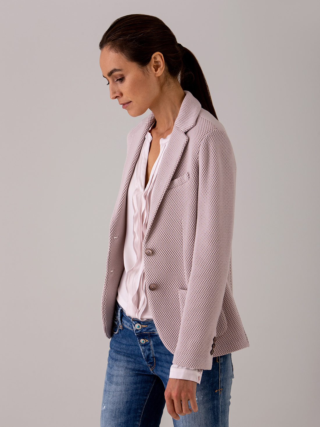 Detailansicht von Blazer aus Wolle von CIRCOLO