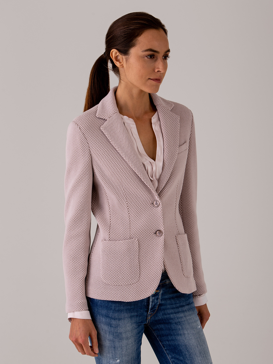 Detailansicht von Blazer aus Wolle von CIRCOLO