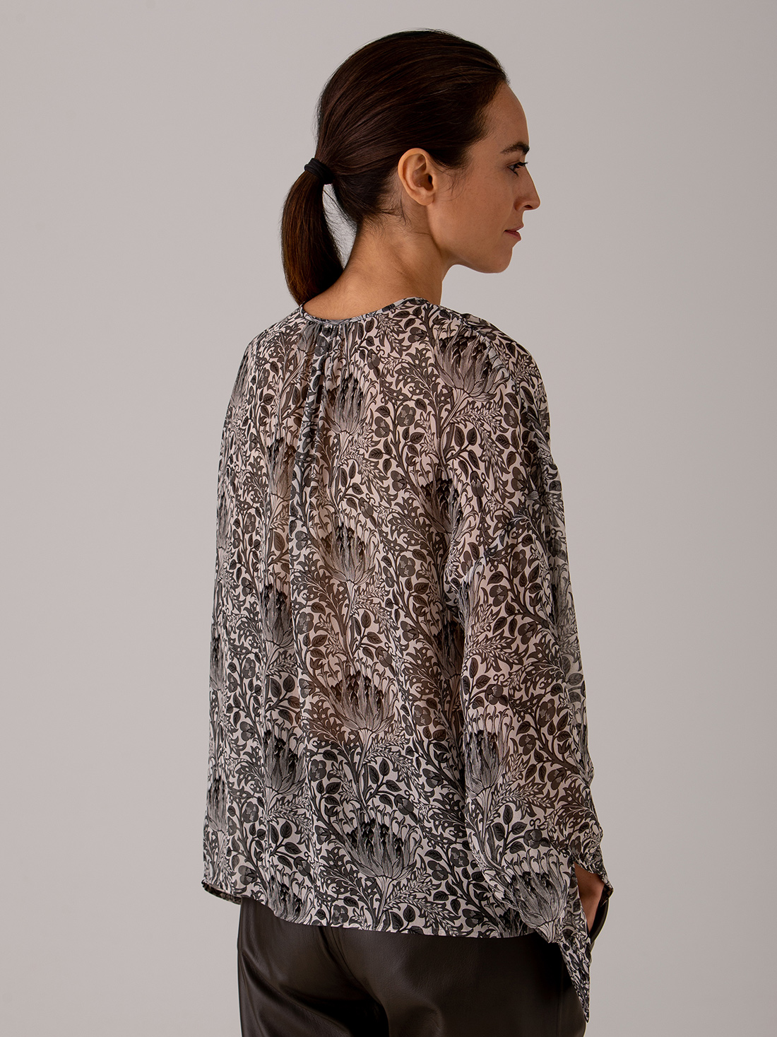 Detailansicht von Gemusterte Bluse von DRYKORN