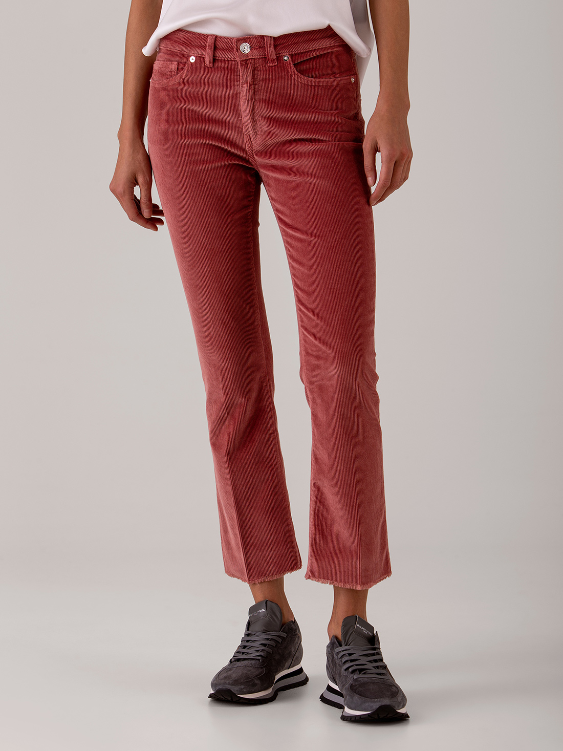 Detailansicht von Flared Cordhose von NINE IN THE MORNING