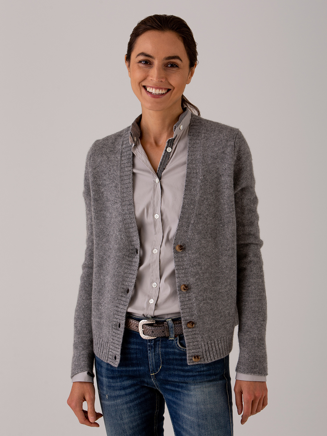 Detailansicht von Strickjacke aus Cashmere von DANIELS