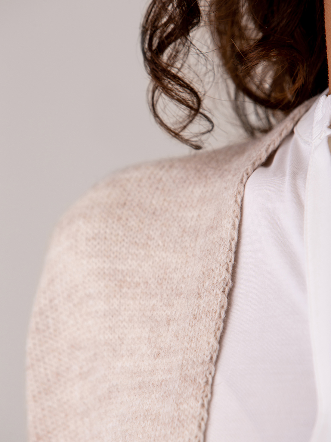 Detailansicht von Cardigan von SIBIN LINNEBJERG