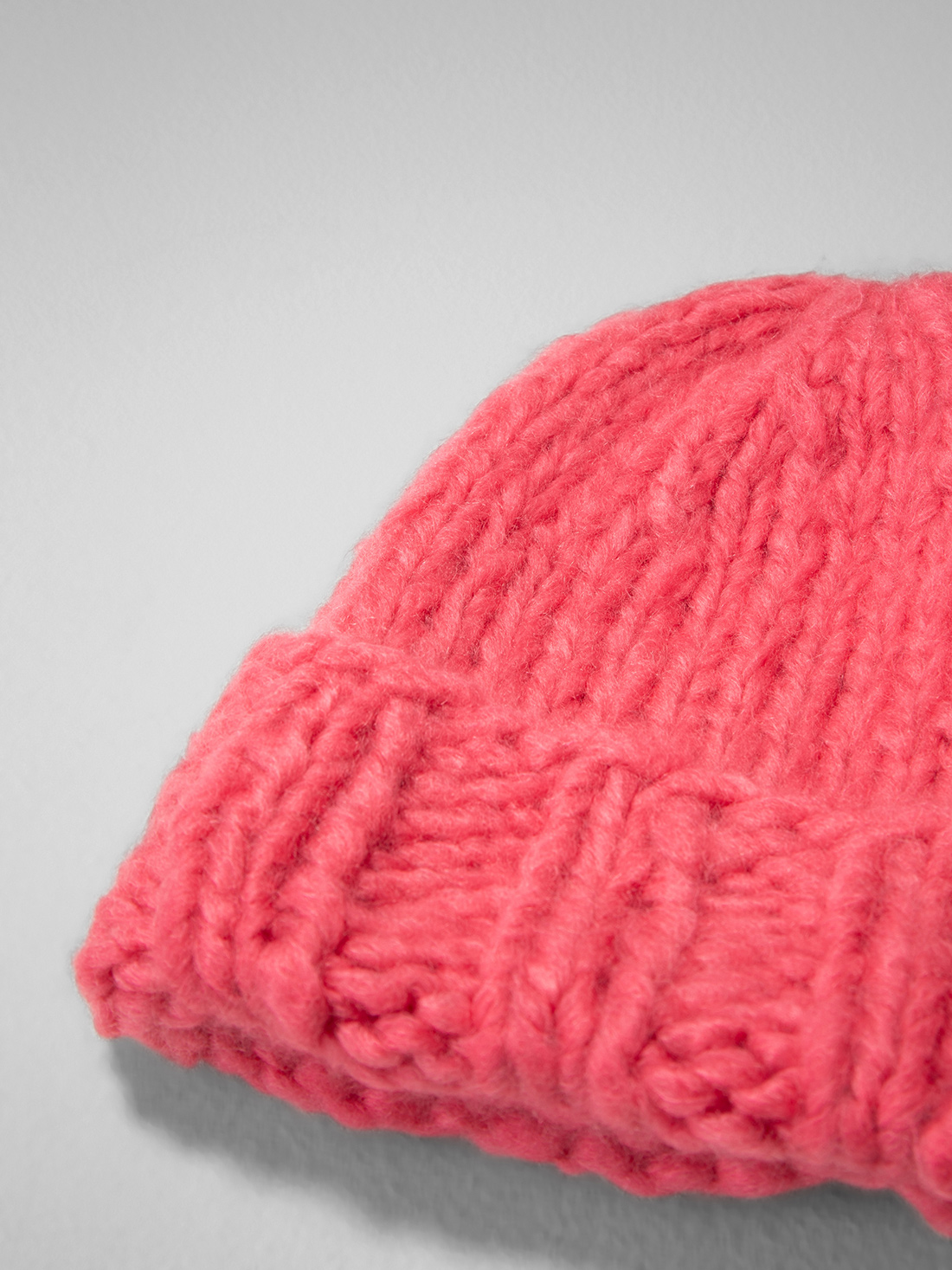 Detailansicht von Mütze aus Cashmere von ELLA SILLA