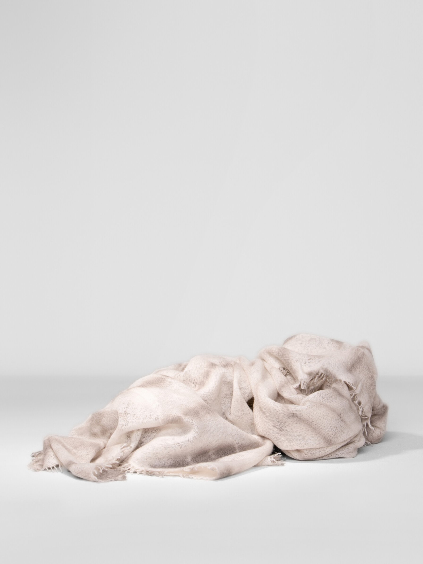 Detailansicht von Schal aus Cashmere von PUR SCHOEN