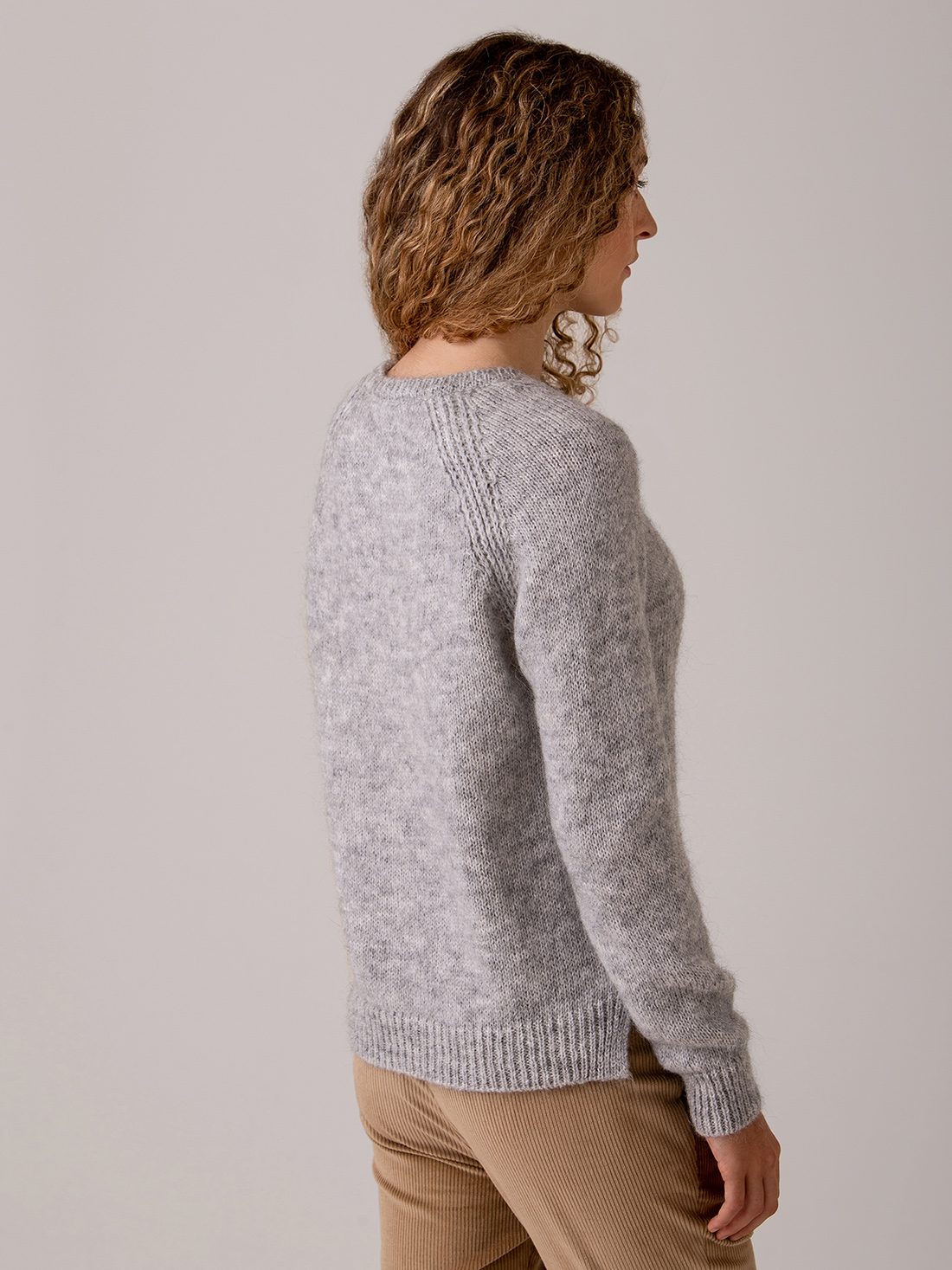 Detailansicht von Pullover von SIBIN LINNEBJERG