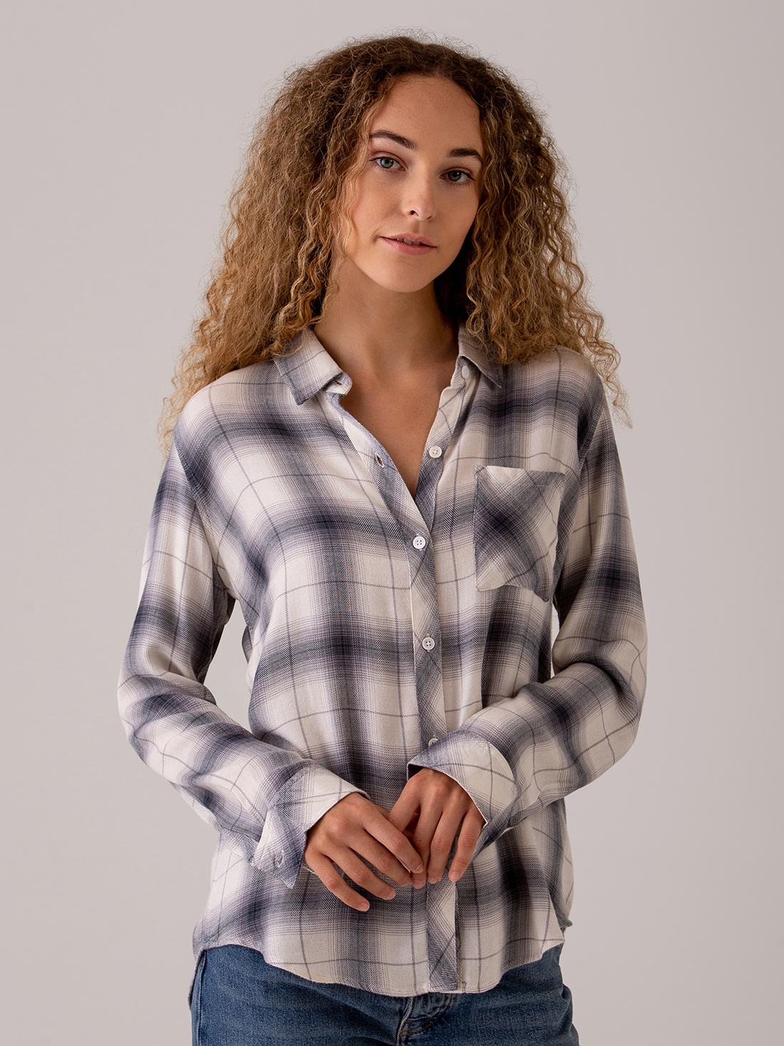 Detailansicht von Karobluse von RAILS