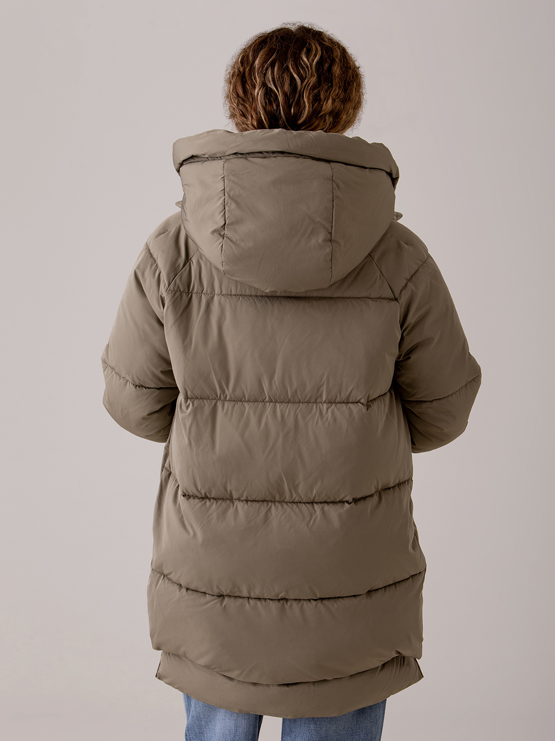 Detailansicht von Steppjacke von EMBASSY