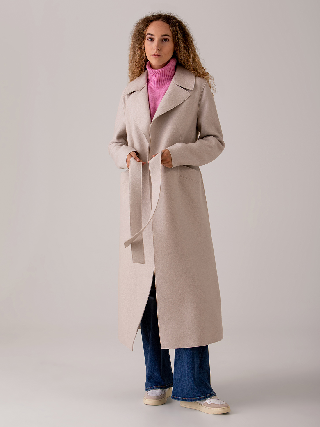 Detailansicht von Schurwollmantel von HARRIS WHARF LONDON