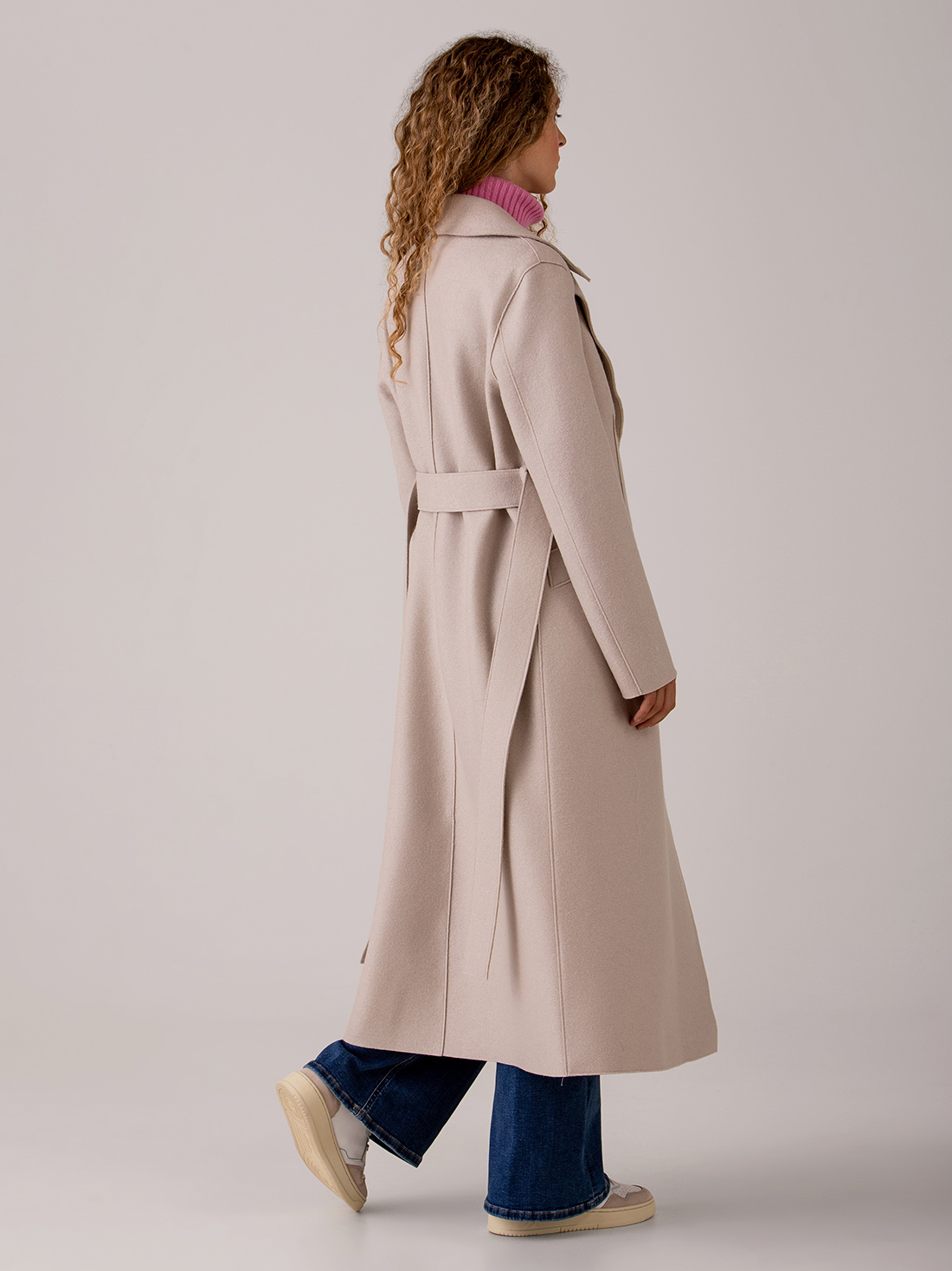 Detailansicht von Schurwollmantel von HARRIS WHARF LONDON