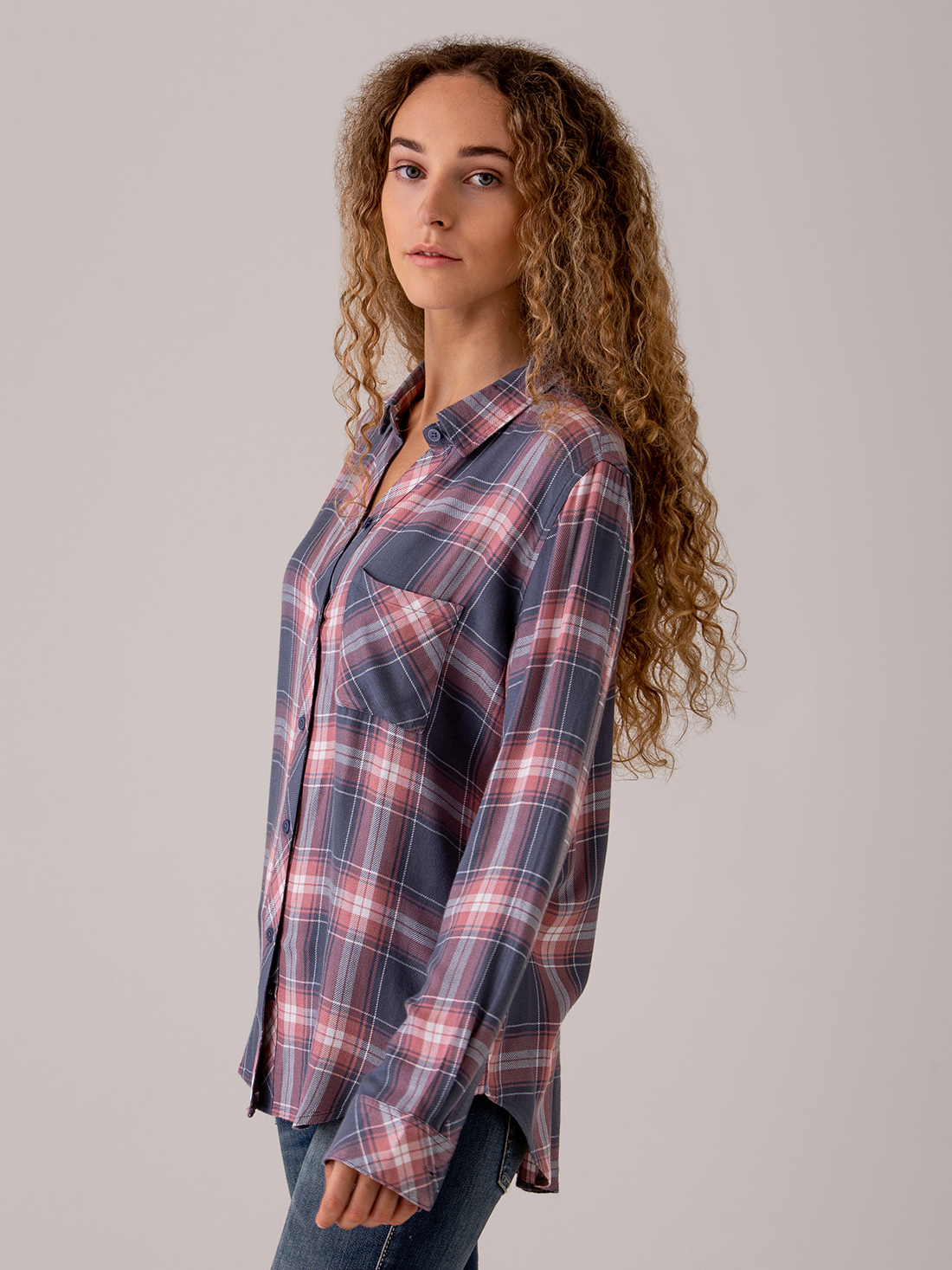 Detailansicht von Karobluse von RAILS