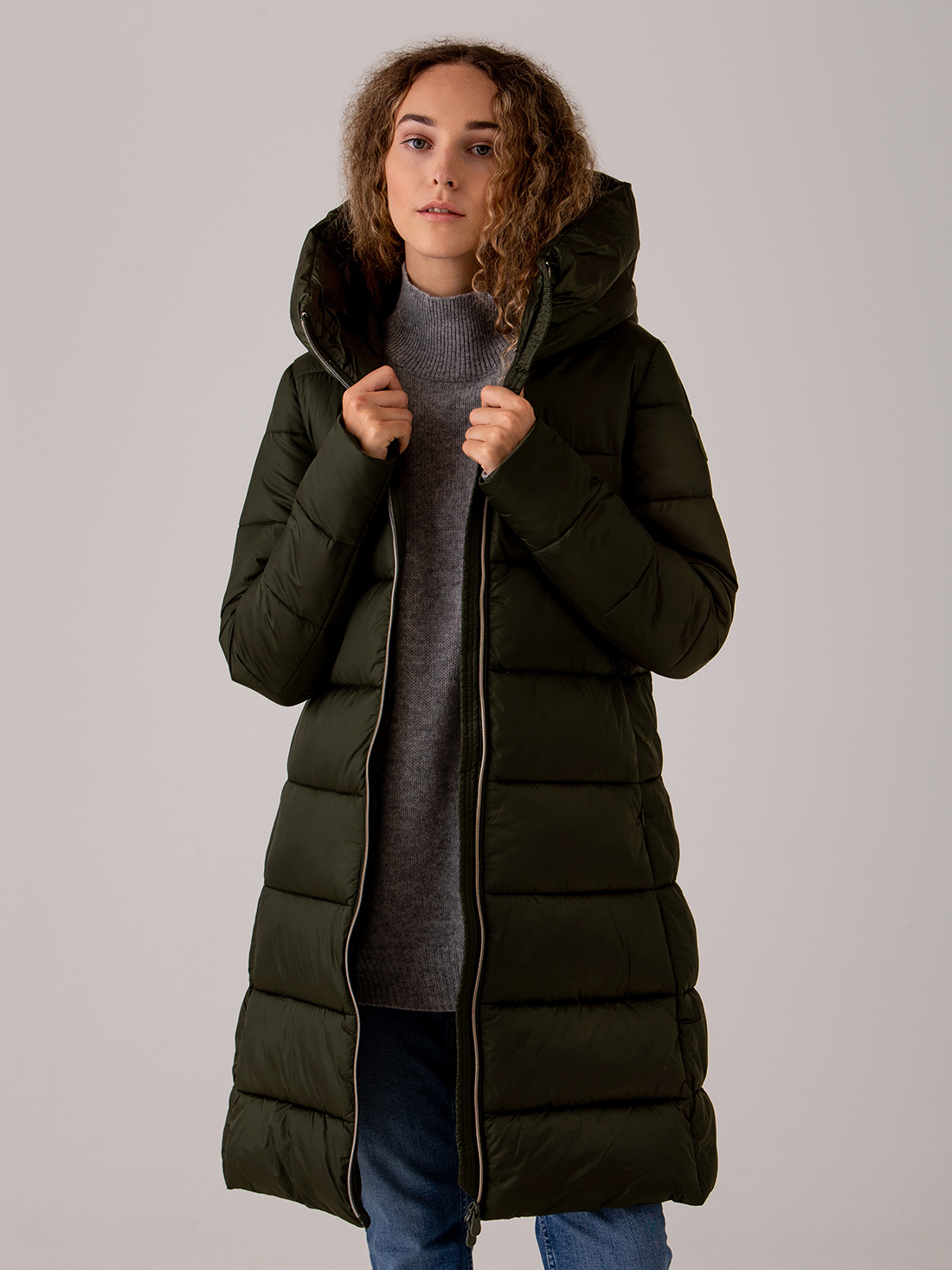 Detailansicht von Steppmantel von SAVE THE DUCK